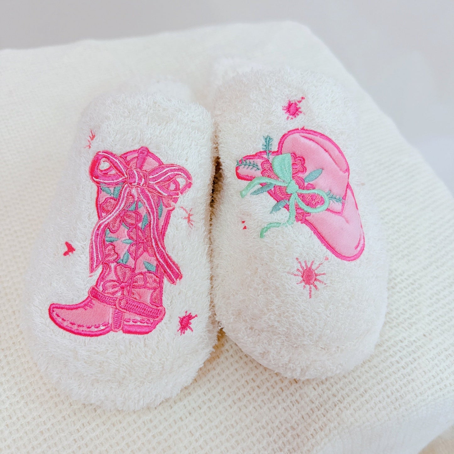 Western Whimsy Plush Lounge Slippers | Cozy Bow Design - Girls Trip Goods